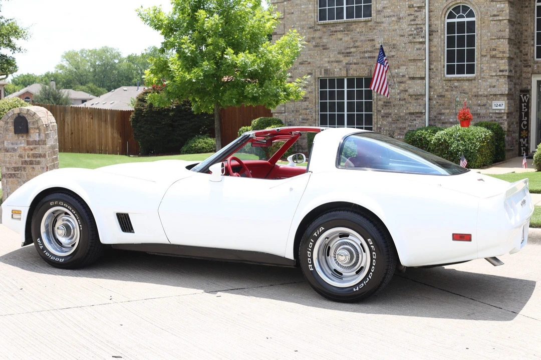 1981 Chevrolet Corvette C3 - Image 15 of 21