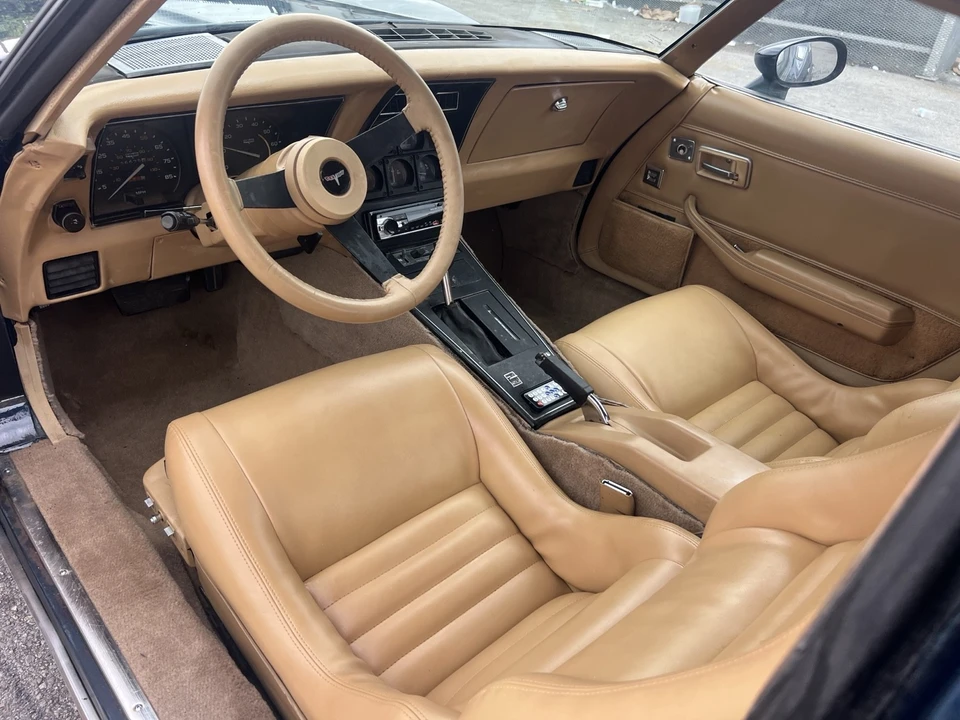 1981 Chevrolet Corvette C3 - Image 18 of 21