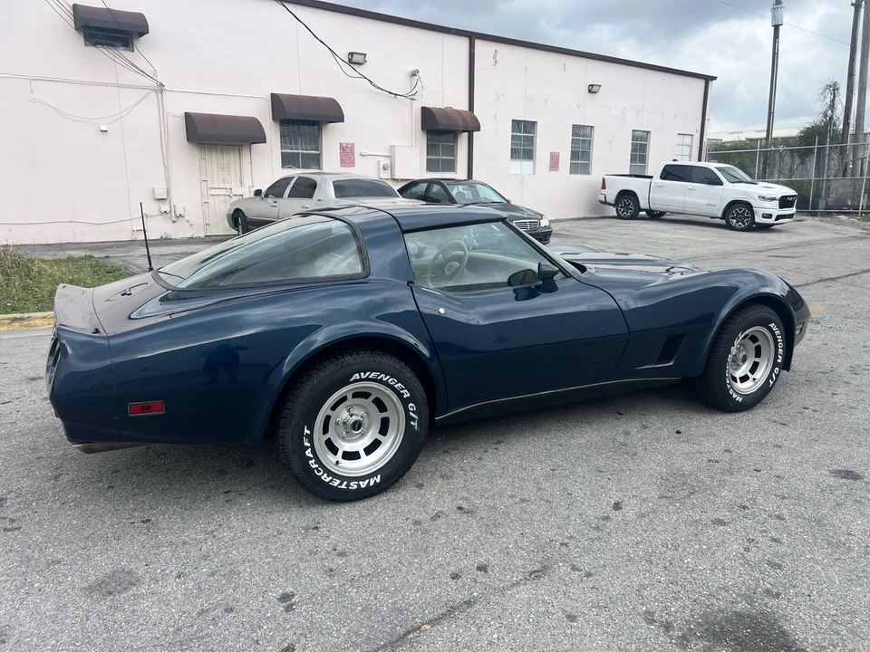 1981 Chevrolet Corvette C3 - Image 10 of 21