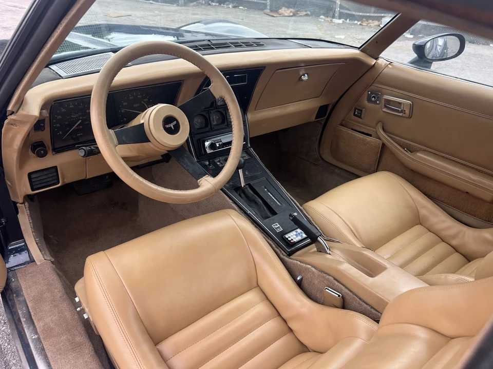 1981 Chevrolet Corvette C3 - Image 17 of 21