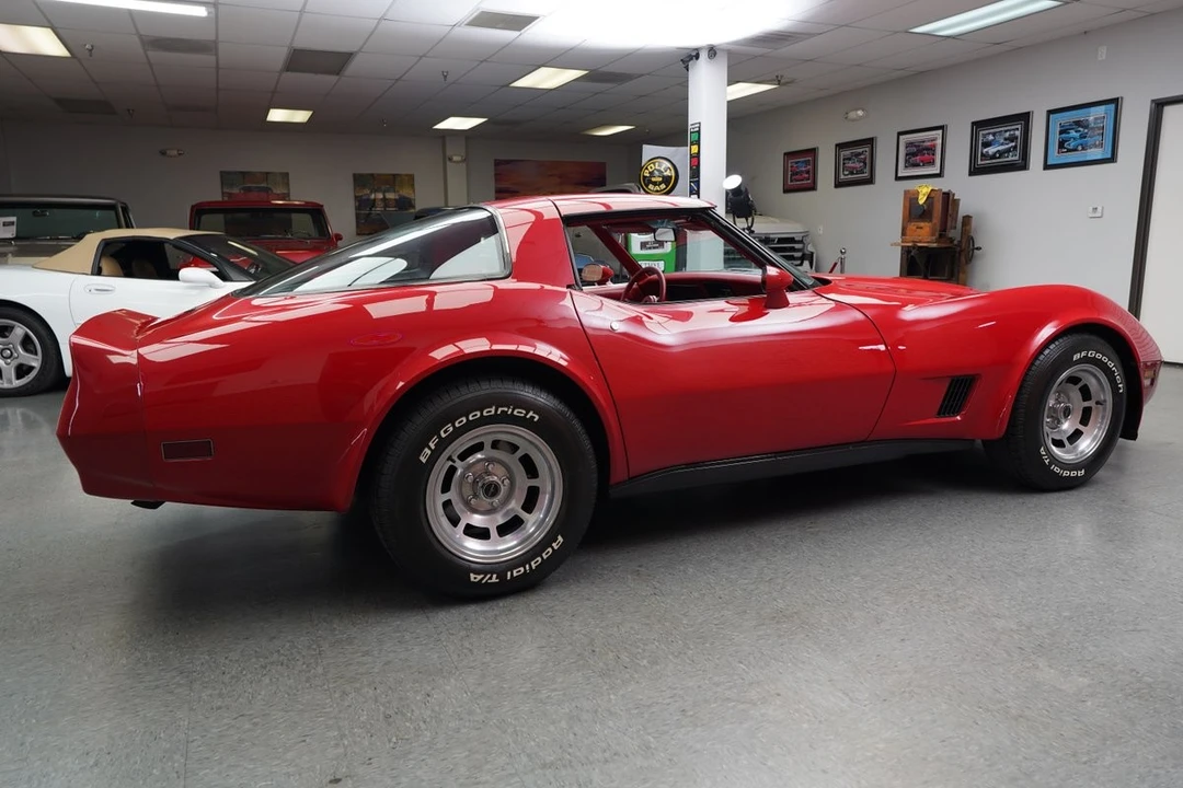 1981 Chevrolet Corvette C3 - Image 10 of 31