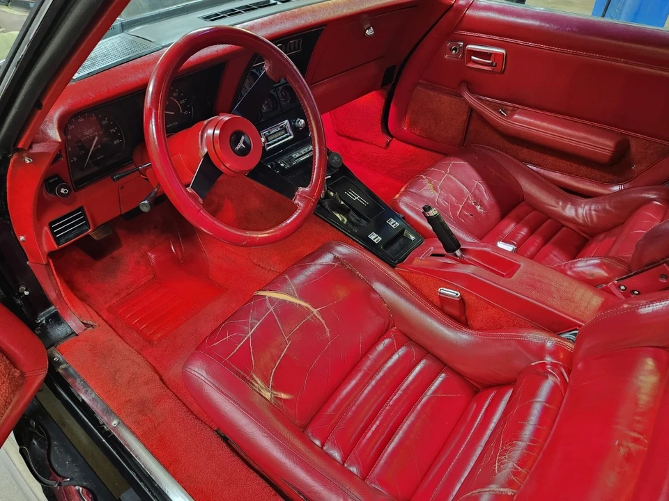 1981 Chevrolet Corvette C3 - Image 17 of 21