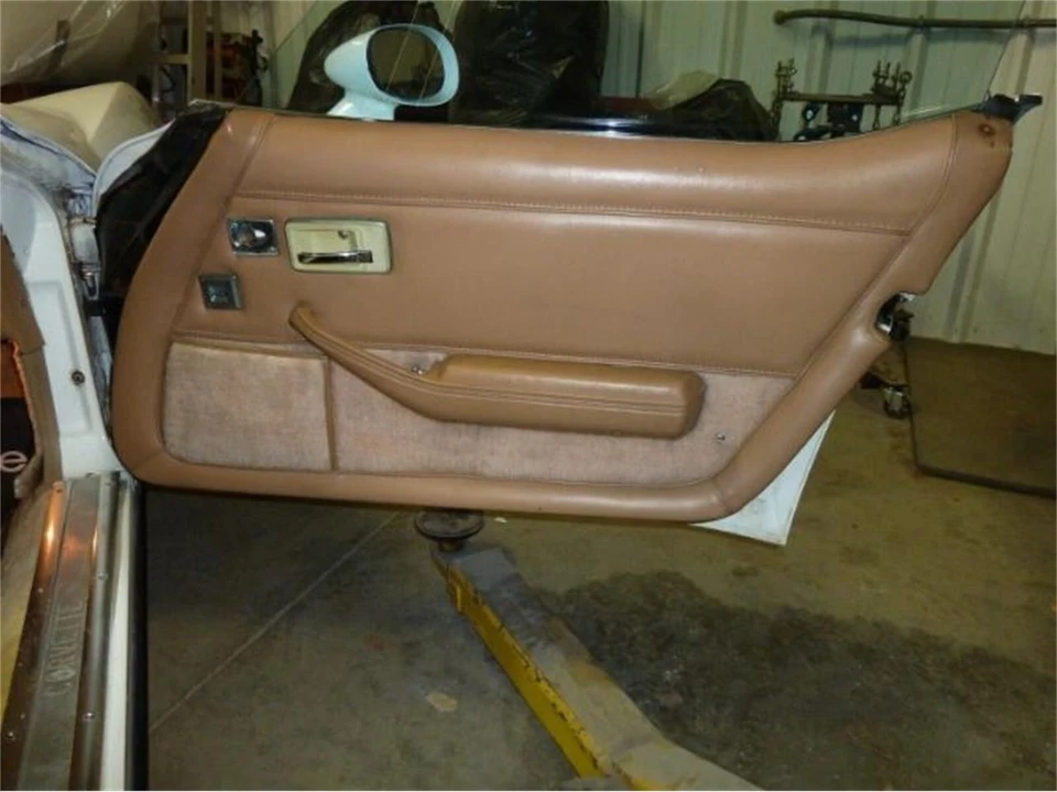 1981 Chevrolet Corvette C3 - Image 3 of 21