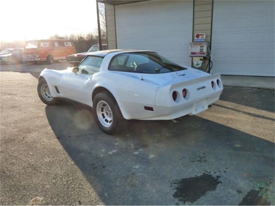1981 Chevrolet Corvette C3 - Image 13 of 21