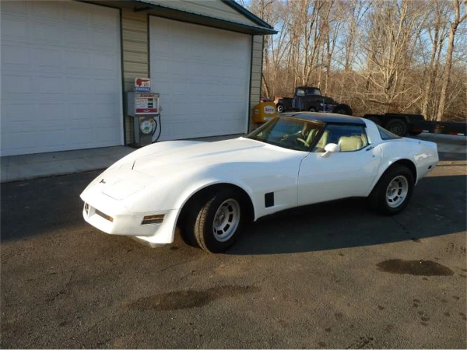 1981 Chevrolet Corvette C3 - Image 14 of 21