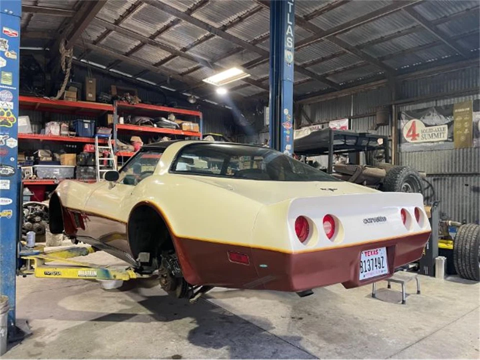 1981 Chevrolet Corvette C3 - Image 4 of 29