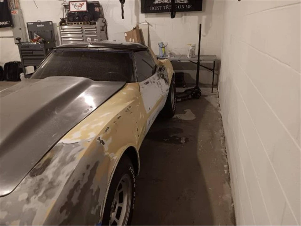 1981 Chevrolet Corvette C3 - Image 2 of 7