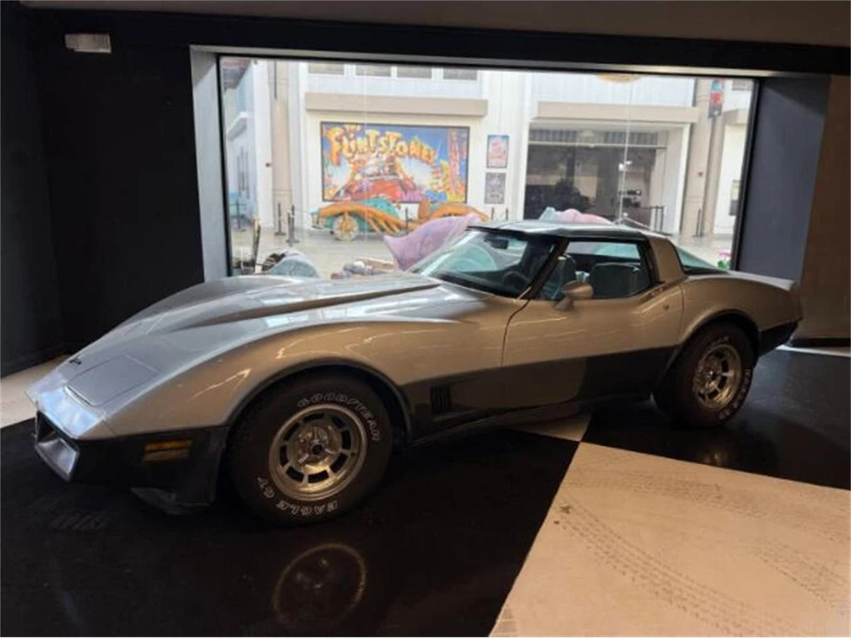 1981 Chevrolet Corvette C3 - Image 28 of 29
