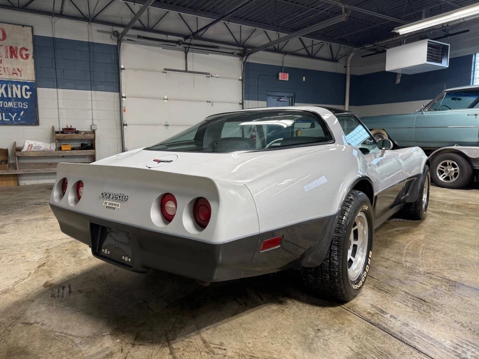 1981 Chevrolet Corvette C3 - Image 8 of 21