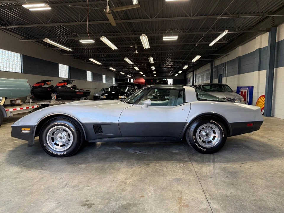 1981 Chevrolet Corvette C3 - Image 4 of 31