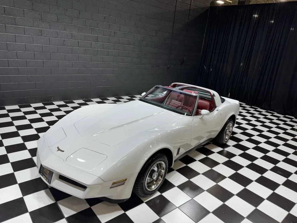 1981 Chevrolet Corvette C3 - Image 17 of 21