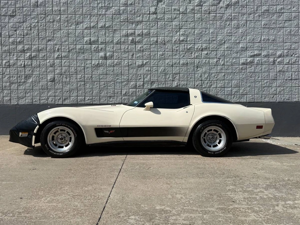 1981 Chevrolet Corvette C3 - Image 3 of 13