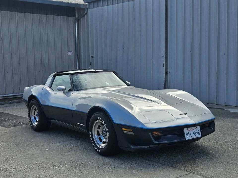 1981 Chevrolet Corvette C3 - Image 2 of 22