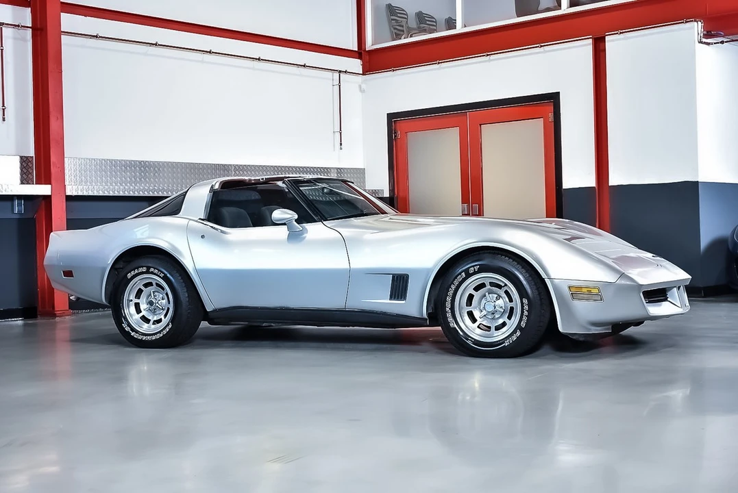 1981 Chevrolet Corvette C3 - Image 16 of 30