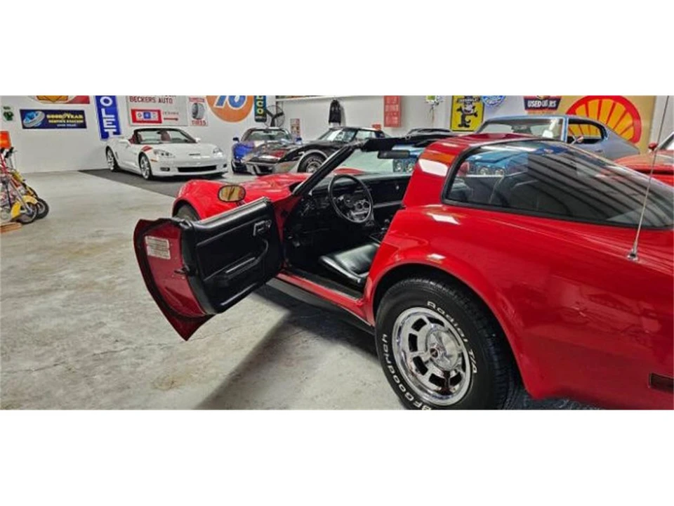 1981 Chevrolet Corvette C3 - Image 15 of 28