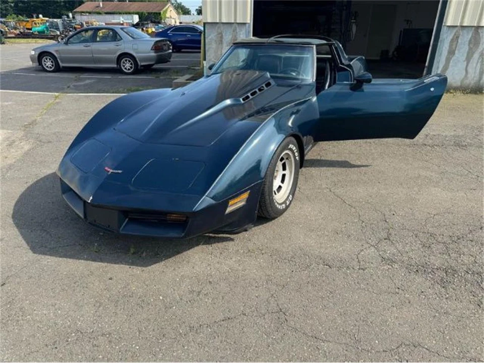 1981 Chevrolet Corvette C3 - Image 9 of 9