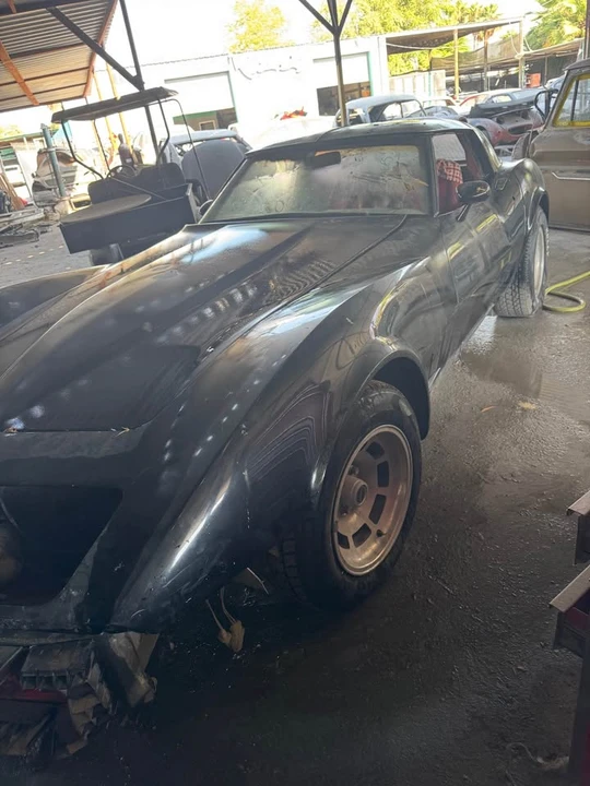 1981 Chevrolet Corvette C3 - Image 8 of 10