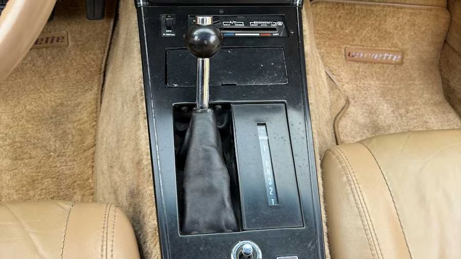 1981 Chevrolet Corvette C3 - Image 11 of 17