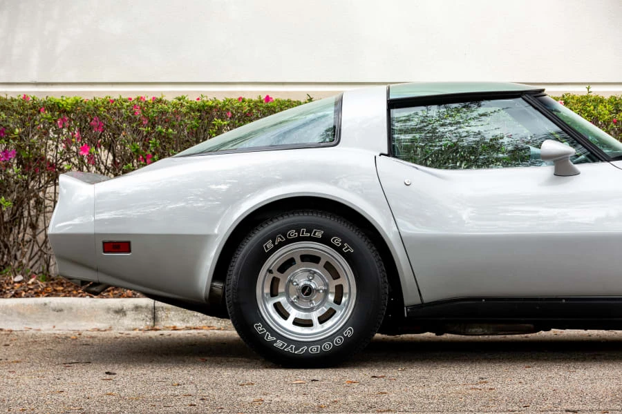 1981 Chevrolet Corvette C3 - Image 11 of 25