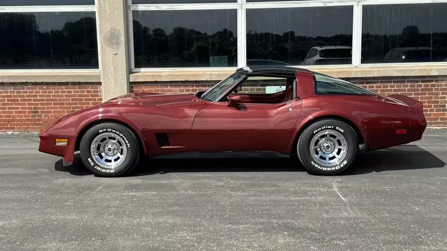 1981 Chevrolet Corvette C3 - Image 2 of 25