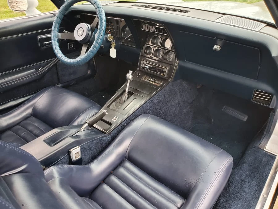 1981 Chevrolet Corvette C3 - Image 10 of 13