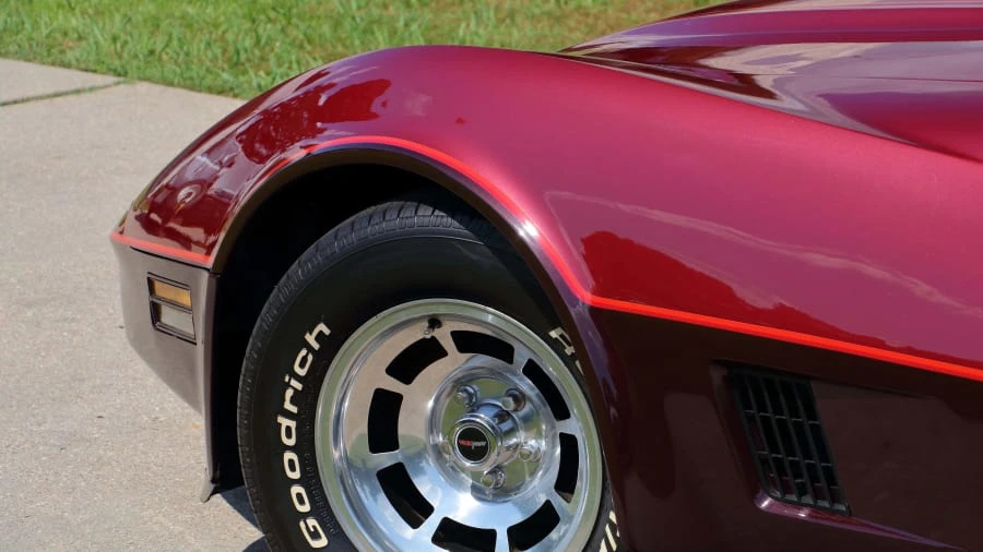 1981 Chevrolet Corvette C3 - Image 9 of 12