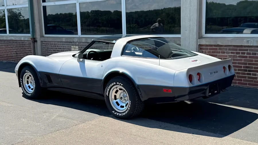 1981 Chevrolet Corvette C3 - Image 3 of 13