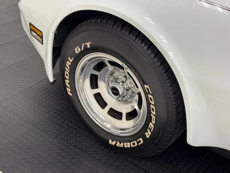 1981 Chevrolet Corvette C3 - Image 10 of 12
