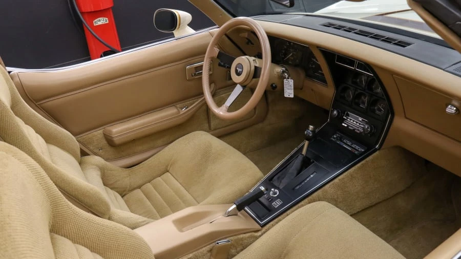 1981 Chevrolet Corvette C3 - Image 6 of 12