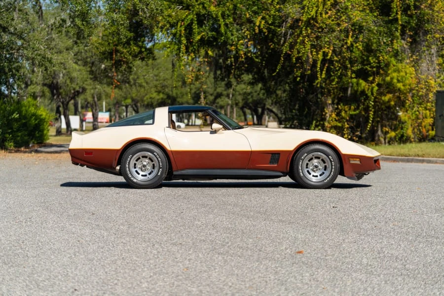 1981 Chevrolet Corvette C3 - Image 2 of 18