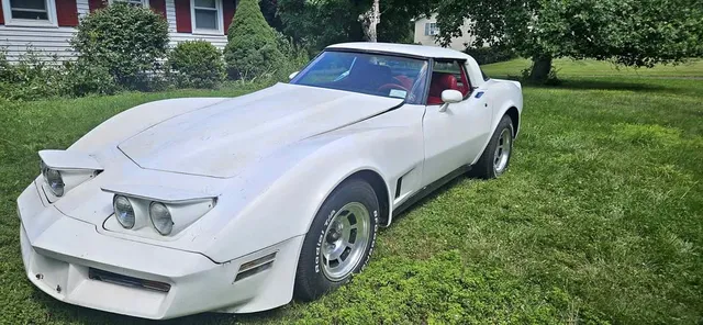 1981 Chevrolet Corvette Coupe 2D