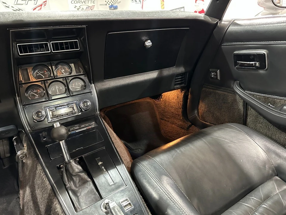 1981 Chevrolet Corvette C3 - Image 17 of 21