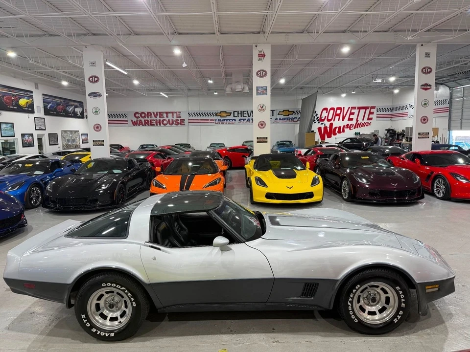 1981 Chevrolet Corvette C3 - Image 6 of 11