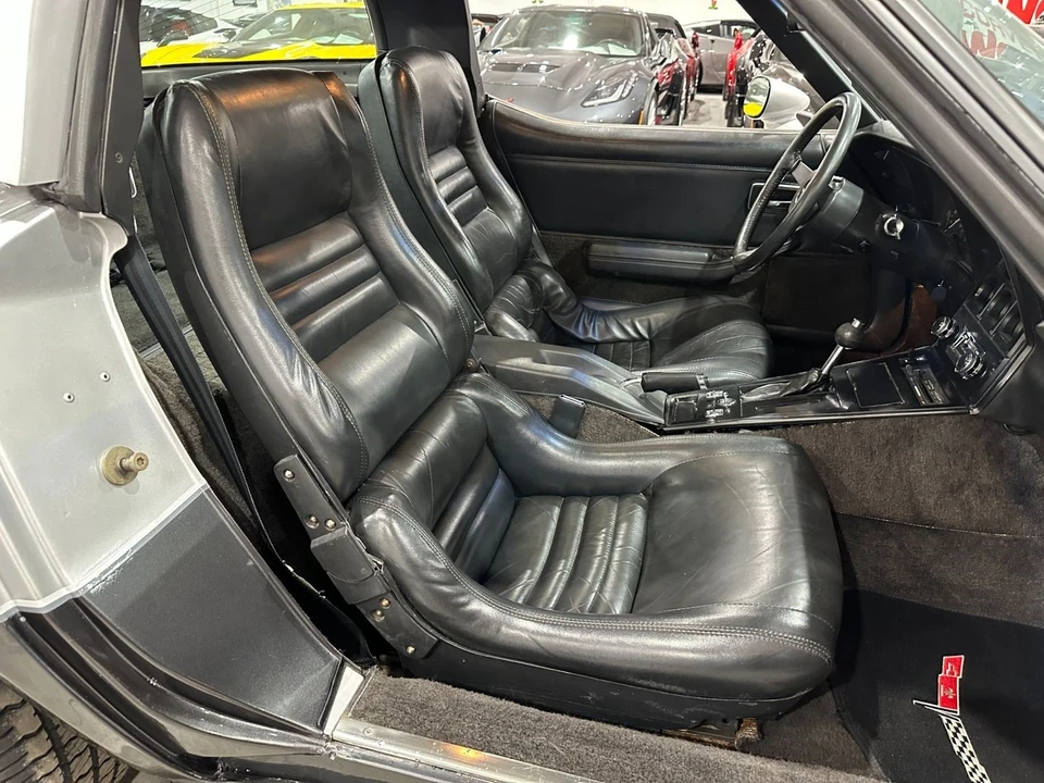 1981 Chevrolet Corvette C3 - Image 14 of 21