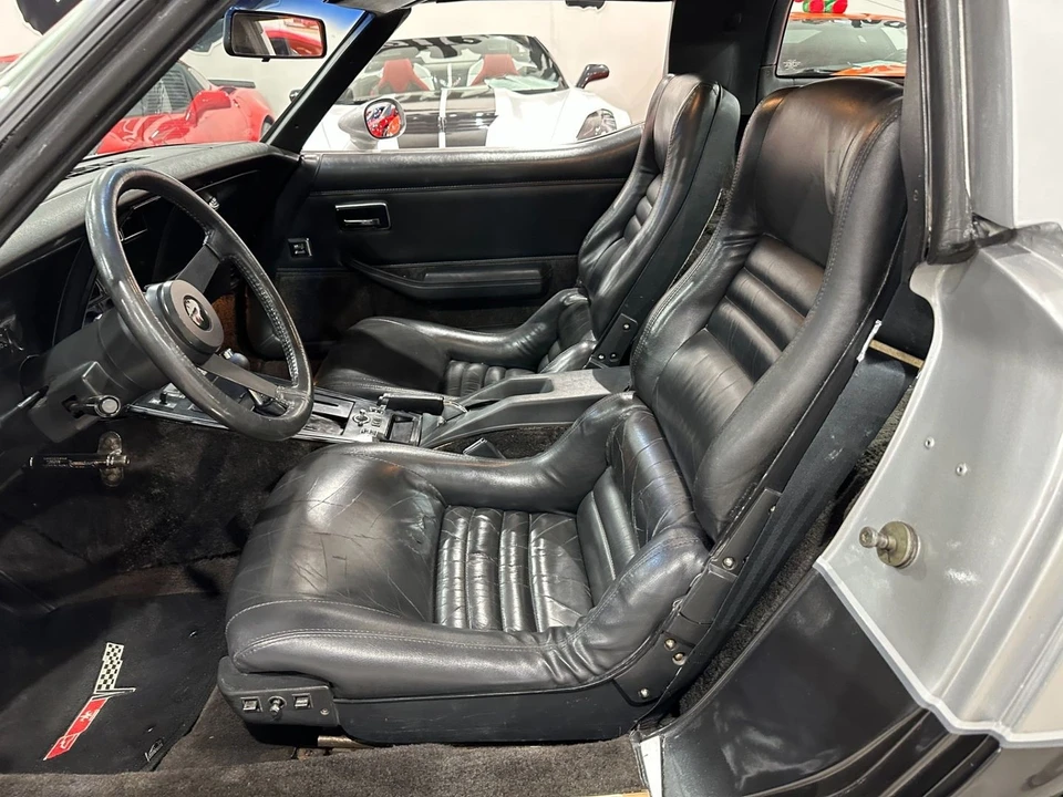 1981 Chevrolet Corvette C3 - Image 18 of 21