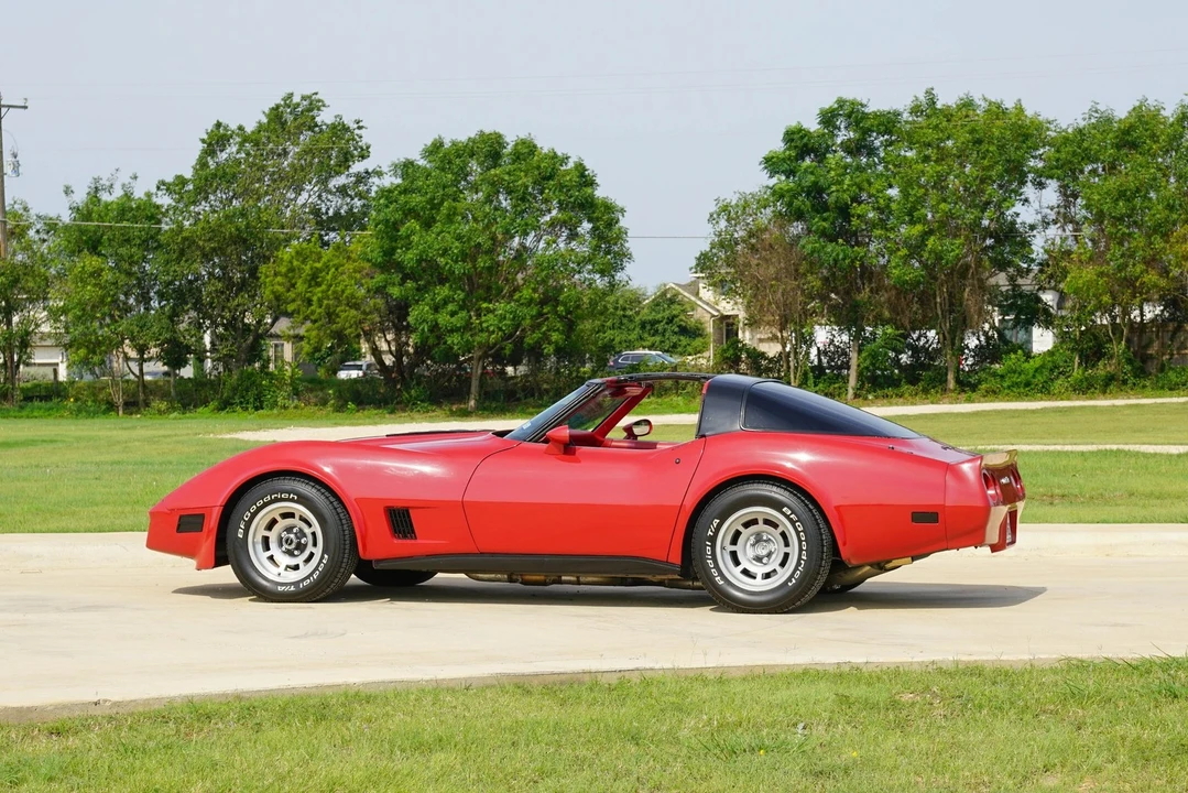 1981 Chevrolet Corvette C3 - Image 13 of 31