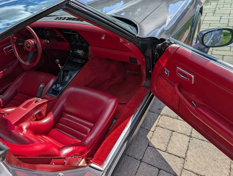 1981 Chevrolet Corvette C3 - Image 10 of 16