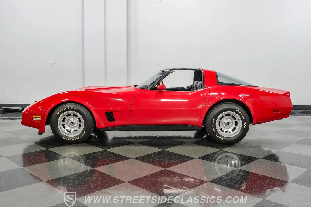 1981 Chevrolet Corvette C3 - Image 2 of 31