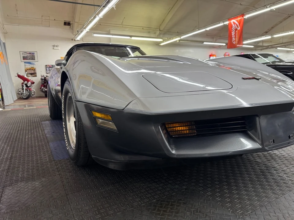 1981 Chevrolet Corvette C3 - Image 8 of 21