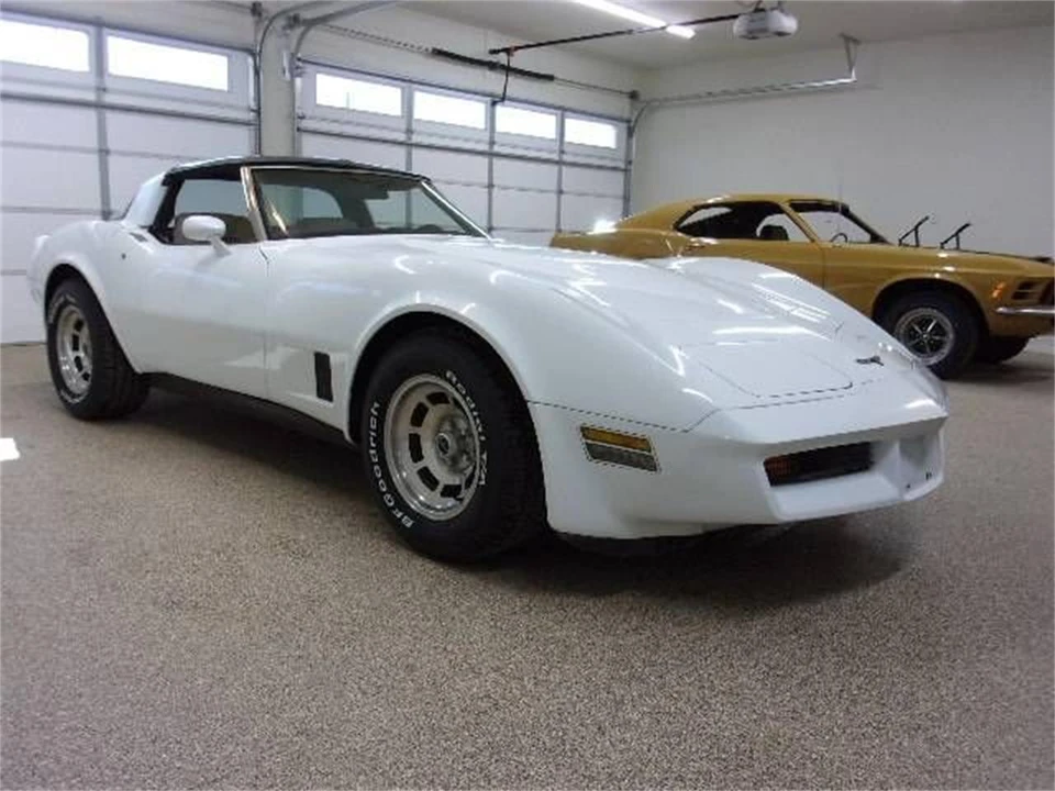 1981 Chevrolet Corvette C3 - Image 6 of 9
