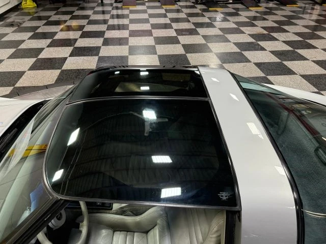 1981 Chevrolet Corvette C3 - Image 24 of 31