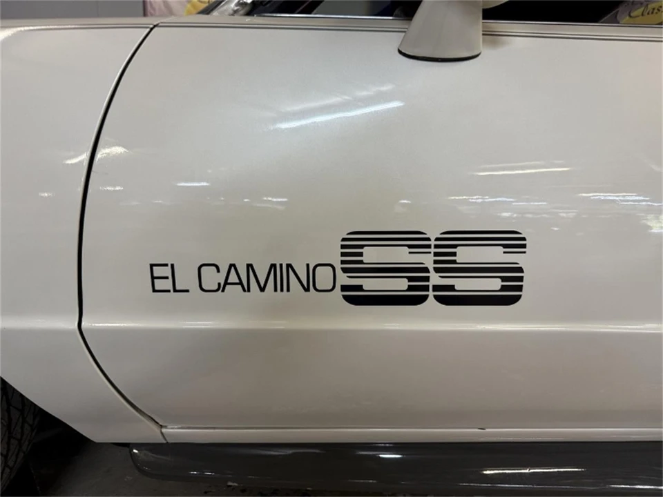 1981 Chevrolet El Camino 5th Gen - Image 17 of 31