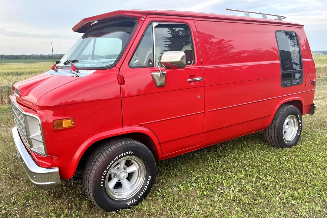 1981 Chevrolet G-Series Van - Image 8 of 31