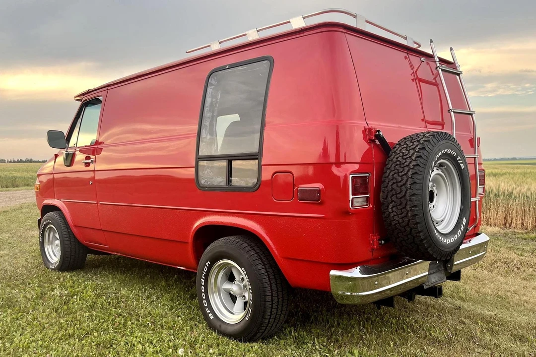 1981 Chevrolet G-Series Van - Image 4 of 31