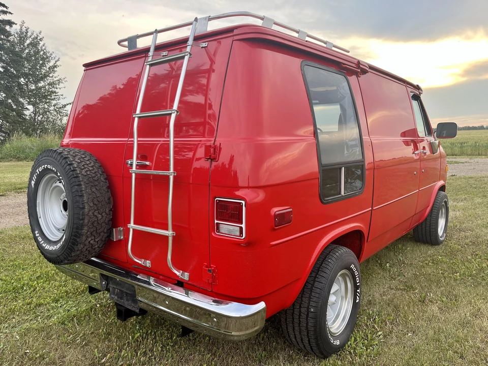 1981 Chevrolet G-Series Van - Image 11 of 31