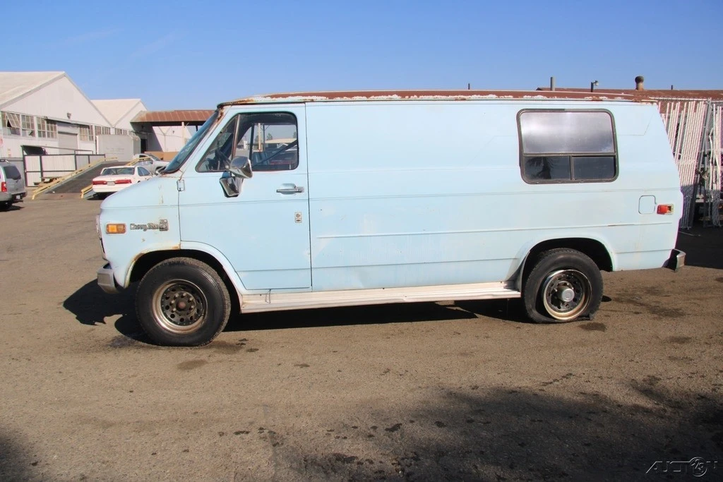 1981 Chevrolet G-Series Van - Image 3 of 21