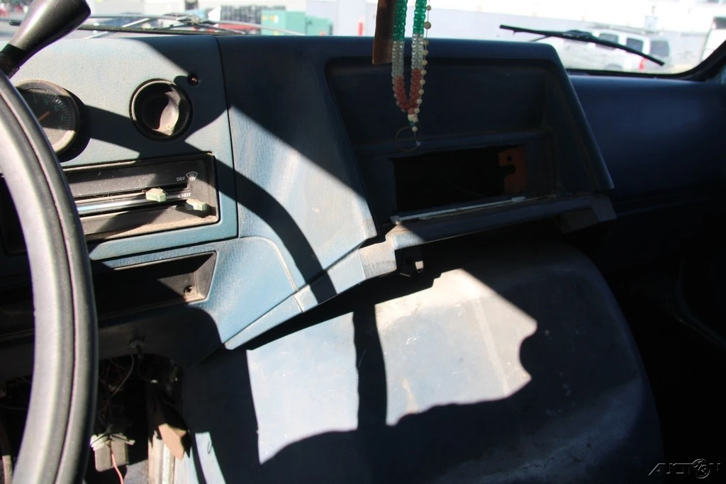 1981 Chevrolet G-Series Van - Image 16 of 21