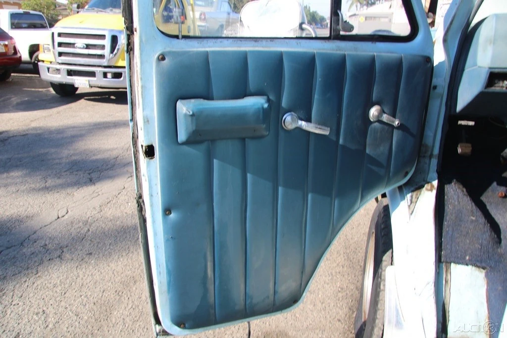 1981 Chevrolet G-Series Van - Image 11 of 21