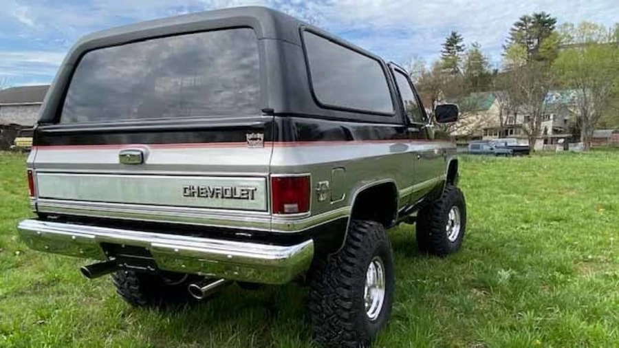 1981 Chevrolet K5 Blazer 2nd Gen - Image 2 of 10