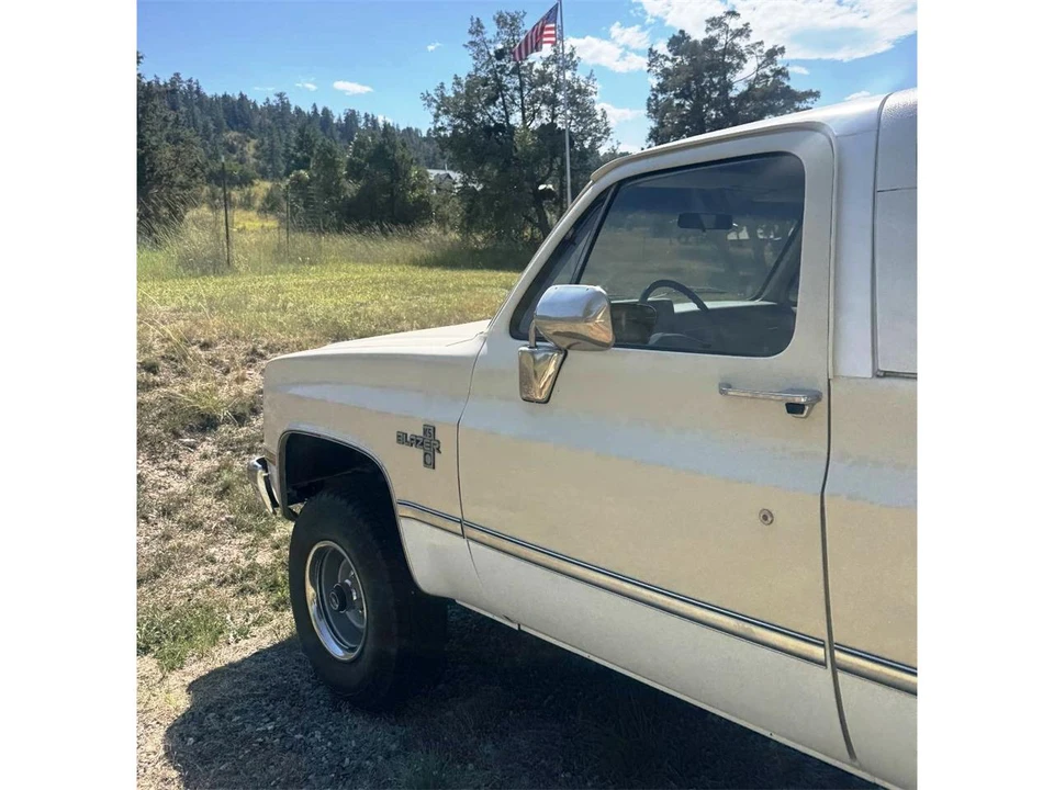1981 Chevrolet K5 Blazer 2nd Gen - Image 10 of 31